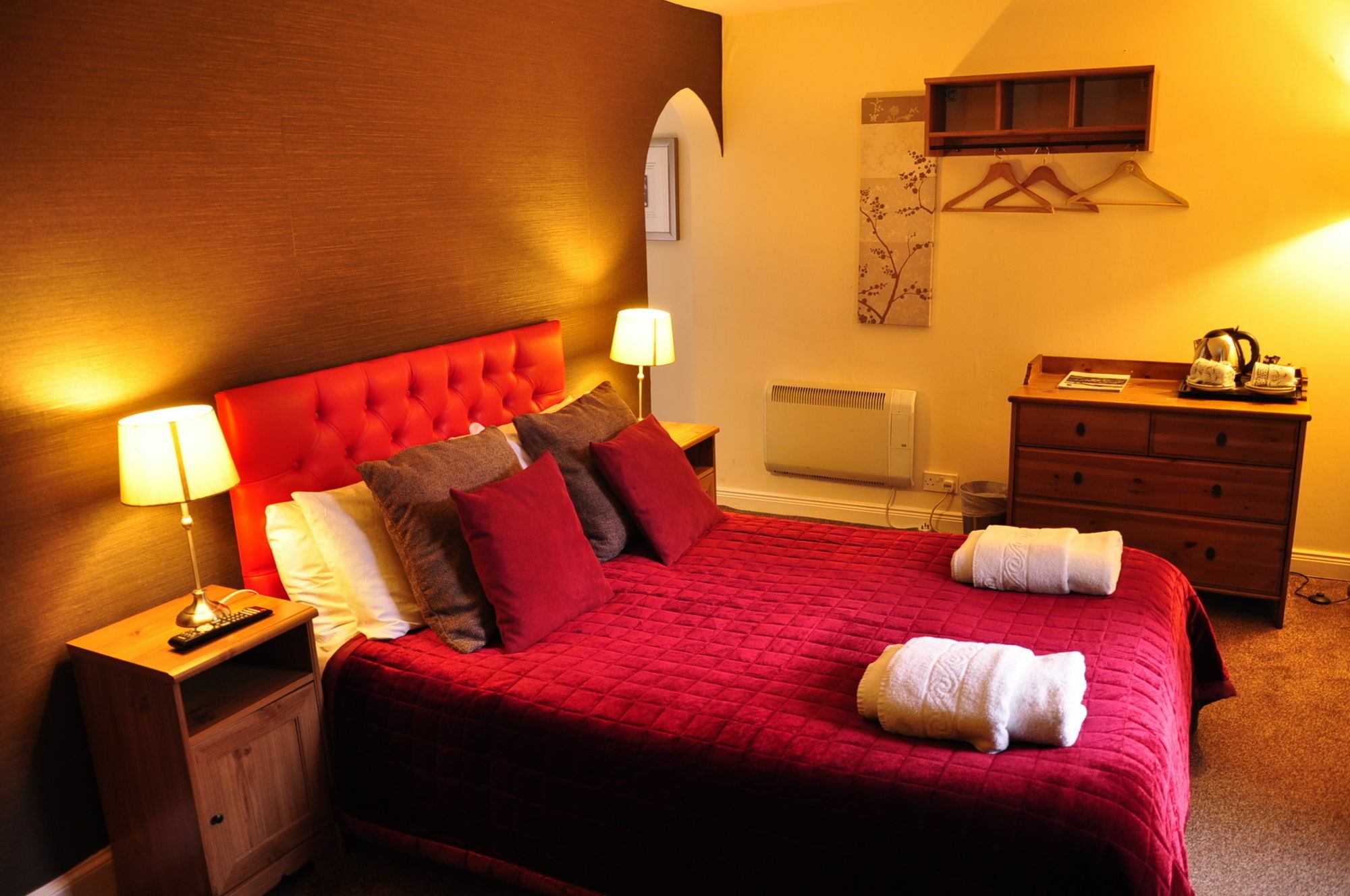 Ben Lawers Hotel Экстерьер фото